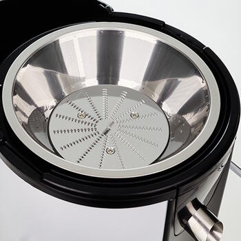 Centrbēdzes sulu spiede 1000 W ar 2 ātrumiem AD 4128 1000 W 2 ātrumi 75 mm barošanas atvere 1 L sulu trauks 2 L biezumu tvertne Melna/Balta Adler (AD 4128)