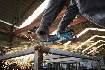 Akumulatora slīpmašīnas GWS 18V-8 PROFESSIONAL BOSCH 06019N9001 (06019N9001)