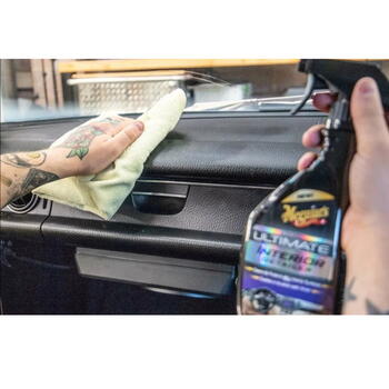 Meguiar's G16216 Ultimate Interjera virsmas tītītājs un detailers ar aizsargfunkciju satin finish 473ml (G16216)