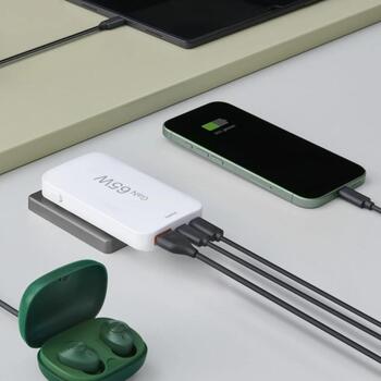 Hama Зарядное устройство 00201976, 100–240V, 65W, 3xUSB-C/USB-A, Power Delivery 3.0 (00201976)