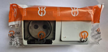 Elektriskais bloks ar caursp. vāku IP54,1 taustiņš ar saz., 01071300-190181 GÜNSAN (01071300-190181)