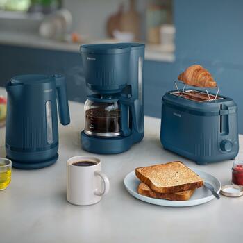 Philips Чайник HD9411/70, 1.7 L, 2200 W, Синий, Пластиковый корпус, Без проводов, Защита от перегрева (HD9411/70)