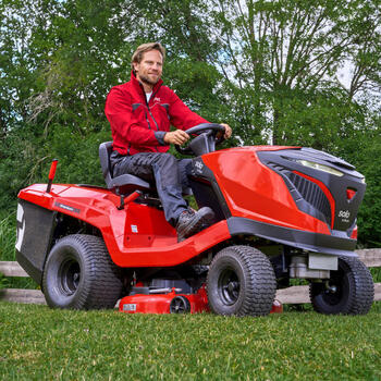 Бензиновый садовый трактор Premium T18-105.4 HD V2 (B&S 7160; 9,1 кВт) (A), 127707 SOLO BY AL-KO (127707)