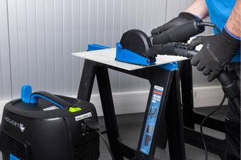 Profesionālais putekļu sūcējs ar automātisko filtra tīrīšanu, HT2E410, 2000 W, 30 L, HEPA filtrs, bezvadu tālvadība (HT2E410)