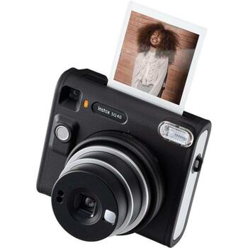Fujifilm моментальная камера INSTAXSQUARESQ40BLACK, черный, литий-ионный аккумулятор, объектив 65.75mm f/12.6, макросъемка 30-48см (INSTAXSQUARESQ40BLACK)
