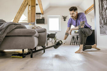 KARCHER VC 4 Cordless myHome Car, 1.198-632.0, 21.6V, 0.65l, 78dB, 30min, беспроводной, без мешка, для уборки авто (1.198-632.0)