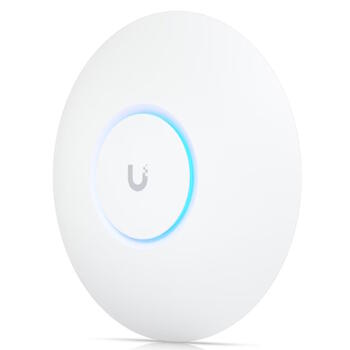 Bezvadu Wi Fi 6 piekļuves punkts Dual Band 802.11ax 4 telpiskās plūsmas līdz ~3 Gb s 140 m² pārklājums 300+ ierīces PoE GbE U6+ Balts Ubiquiti (U6-PLUS)