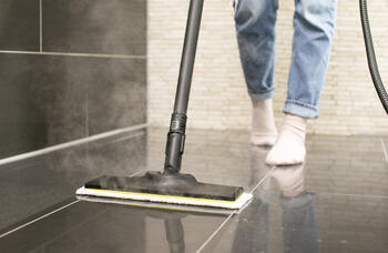 Karcher SC 3 EasyFix пароочиститель, 1.513-650.0, 1900W, 0.5L, 3.5bar, 75м², нагрев 30с, насадка EasyFix, картридж от накипи (1.513-650.0)