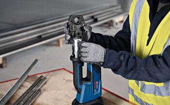 Akumulatora preses instruments, 18V, 19 kN, 360° galva, 06019M2004, BOSCH (06019M2004)