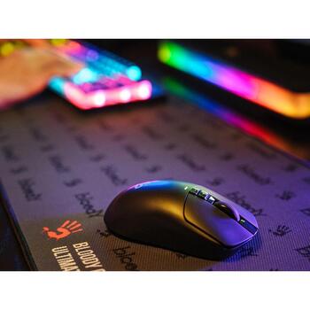A4Tech Игровая мышь Bloody R72 A4TMYS47697, 20 000 CPI, 8 кнопок, 350 IPS, 10 м, 2.4 GHz, RGB подсветка (A4TMYS47697)