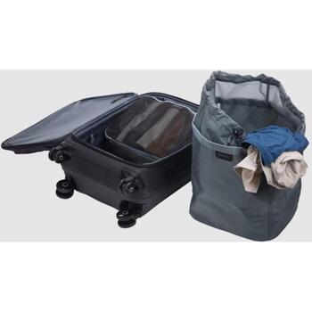 Thule Складная сумка для белья 3205582, 28см x 27см x 45.5см, 100% переработанный нейлон, Серый пруд (3205582)
