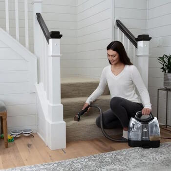 Пятновыводитель с функцией мойки 330W для поднятия глубоких волокон SpotClean Plus черный титан 3724N Bissell (3724N)