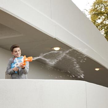 Nerf Super Soaker Twister F3884, 1094ml, 2 virpuļojošas strūklas, rotējošs cilindrs, piepildiet, sūknējiet, šaujiet (F3884)