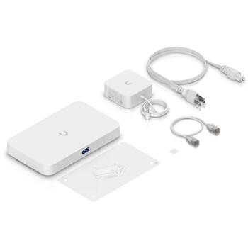 Ubiquiti Маршрутизатор UCG-Fiber, 10, 100, 1000, 2500, 10000 Mbit/s, 4x2.5GbE, 30W, 3GB RAM, белый цвет. (UCG-Fiber)