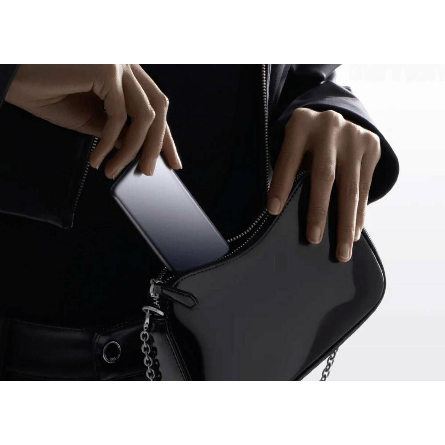 Супертонкий внешний аккумулятор 5000 mAh 20 W 24-pin USB-C серебристый BHR9535GL Xiaomi (BHR9535GL)