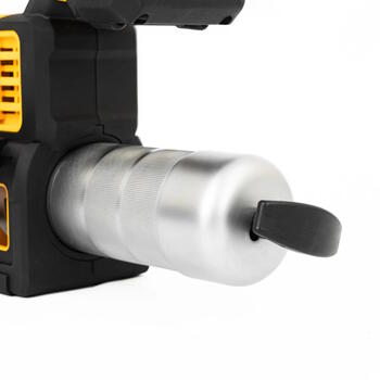 JCB JCB-18PGG-VS Professional 18V аккумуляторный шприц для смазки для обслуживания техники и узлов переменная скорость картридж 400г гибкий шланг (JCB-18PGG-VS)