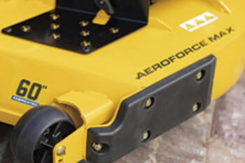 Cub Cadet садовый трактор XZ7 L122 ULTIMA 47AIAAA6603, 24 л.с., 122см, 3 ножа, 0 см, 20,8л, 11000м2/ч (47AIAAA6603)