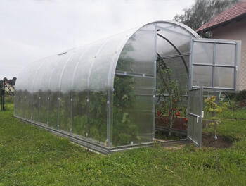 Siltumnīca KLASIKA 18 - 3 x 6m - 6mm polikarbonāta 4779037490226 KLASIKA GREENHOUSE (4779037490226)