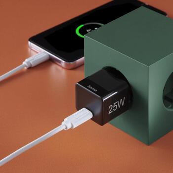 Hama 00201651 USB-C lādētājs, 25W, 100-240V, 1xUSB-C, PD, Quick Charge 3.0, melns (00201651)