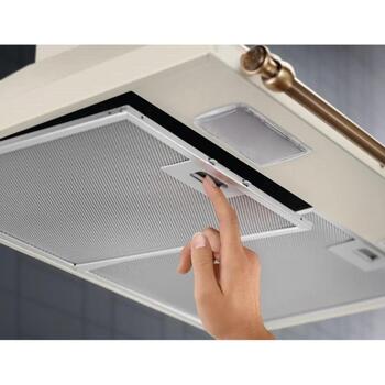 Electrolux вытяжка EFC226V, 60см, 235-420 м³/ч, 53-66 дБ, 3 скорости, LED, белый (EFC226V)
