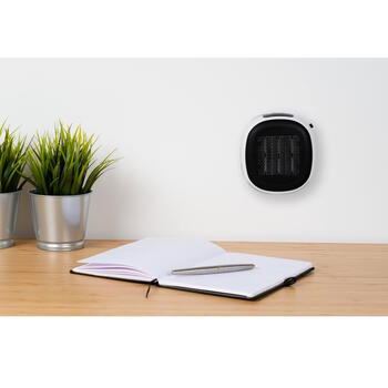 Kontaktligzdā pieslēdzams keramikas ventilatora tipa sildītājs telpai ar termostatu un taimeri 700W līdz 40m³ Heat Plug-in-700 max Eurom (340914)