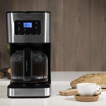 Cecotec программируемая кофеварка Coffee 66 Smart 1555, 950 Вт, 1.5 л, 12 чашек, капельная, 24-часовой таймер, ExtremeAroma (1555)