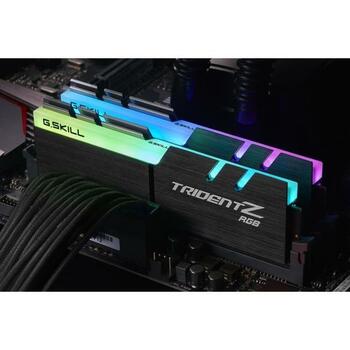 G.Skill память DIMM F4-3200C16D-32GTZRX 32 ГБ, 2 x 16 ГБ, DDR4, 3200 МГц, CAS 16, RGB подсветка (F4-3200C16D-32GTZRX)