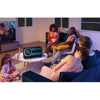 Bluetooth 200W Karaoke Bluetooth Partybox sistēma ar 2 bezvadu mikrofoniem un viedo dziesmas vārdu noņemēju Melns A31A3012 Anker (A31A3012)
