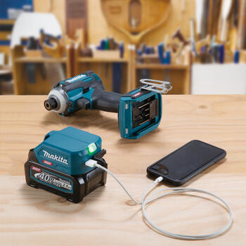 Akumulatoru adapters XGT to 2xUSB ADP001G MAKITA (ADP001G)
