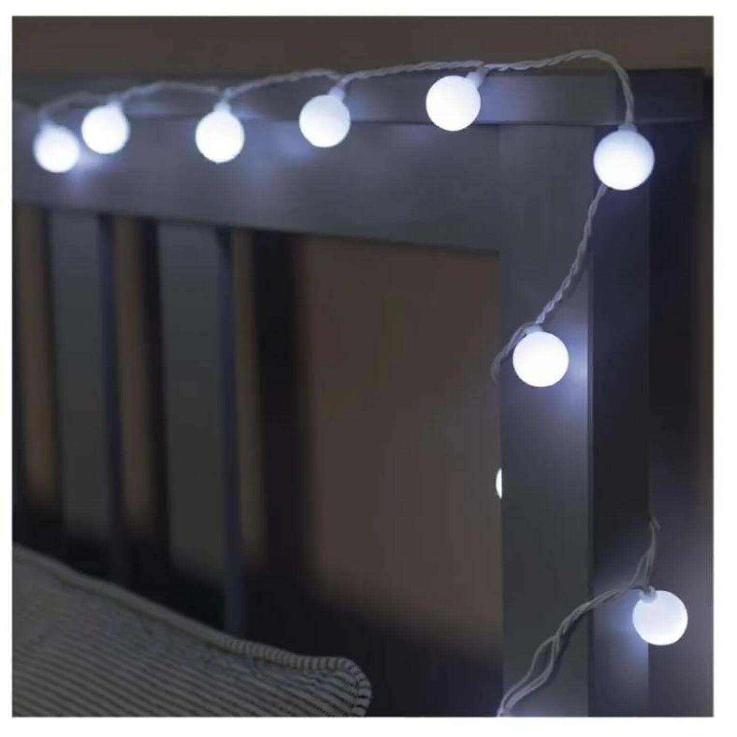Emos Рождественская гирлянда D5AC01, 4 м, 40 LED, 3,6 Вт, IP44, холодный белый, 10 000 ч, 5 м длина кабеля (D5AC01)