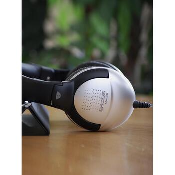 Koss Наушники UR29 195794, 100Ω, 101dB/mW, шумоподавление, складные, черный/серебристый (195794)