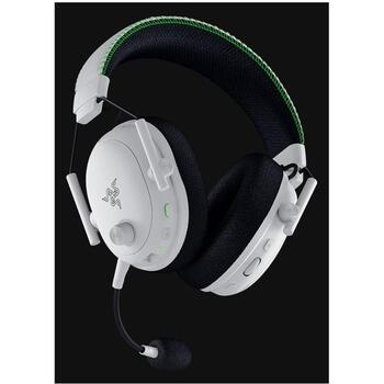 Razer BlackShark V3 Pro игровая гарнитура RZ04-05400400-R3M1, 50мм, 12-28000Гц, 32Ом, 70ч, ANC, Bluetooth 5.3, 2.4ГГц, USB-A (RZ04-05400400-R3M1)
