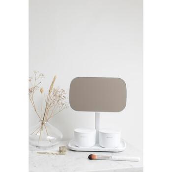 Brabantia ReNew зеркало с полкой 280726, 400г, 28.3x20x12.6см, пластик, регулируется на 360°, нескользящее основание (280726)