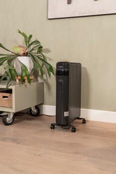 Bezeļļas radiators lielāku telpu papildu apsildei 2000W 75m³ 2 režīmi termostats riteņi antracīts RAD 2000 Oil Free Dark 363937 Eurom (363937)