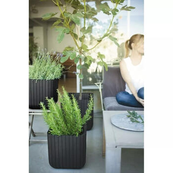 Keter Cube Planter M кашпо 29201220939, 39x39x39см, серый, имитация дерева, устойчивый к погоде (29201220939)