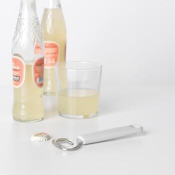 Brabantia открывалка для бутылок 121807, пластик, 17.8x1x7.4см, можно мыть в посудомоечной машине, эргономичная (121807)