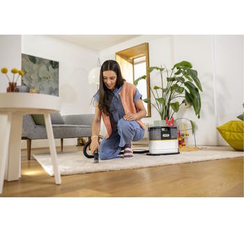 KARCHER SE 2 Spot Care моющий пылесос для чистки ковров и мебели 450W распыление всасывание 1.081-420.0 белый (1.081-420.0)