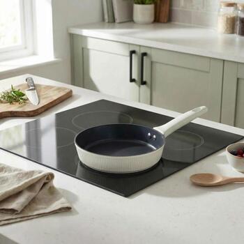 Russell Hobbs Cepšanas panna RH03860C, 20cm, alumīnijs, mīksts rokturis, nepiedegošs pārklājums, saderīga ar indukciju (RH03860C)