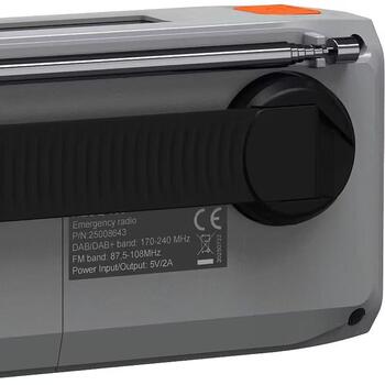 Marmitek Портативное радио RESQ 100 25008643, 4500 mAh, 3 Вт, DAB+, FM, LCD, Bluetooth 5.3, IPX3, 40 станций, солнечная панель (25008643)
