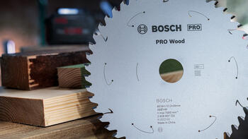 Paneļzāģiem PRO WOOD CORDLESS RIPZĀĢA ASMENS BOSCH 2608837700 (2608837700)