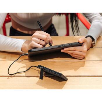 Tracer Strāvas banka TRABAT47644, 5000 mAh, USB-C 5V/3A, 9V/2A, 15W bezvadu uzlāde, Power Delivery 20W, Quick Charge 3.0 (TRABAT47644)