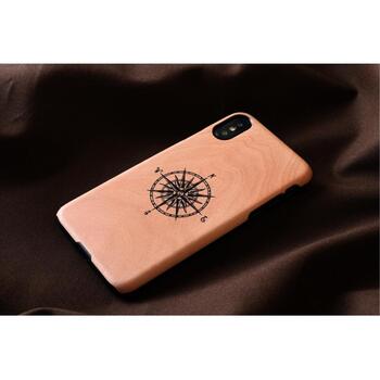 Man&Wood Чехол M8056B, 5.8'', Apple iPhone XS/X, натуральное дерево, поликарбонат, С изображением (M8056B)