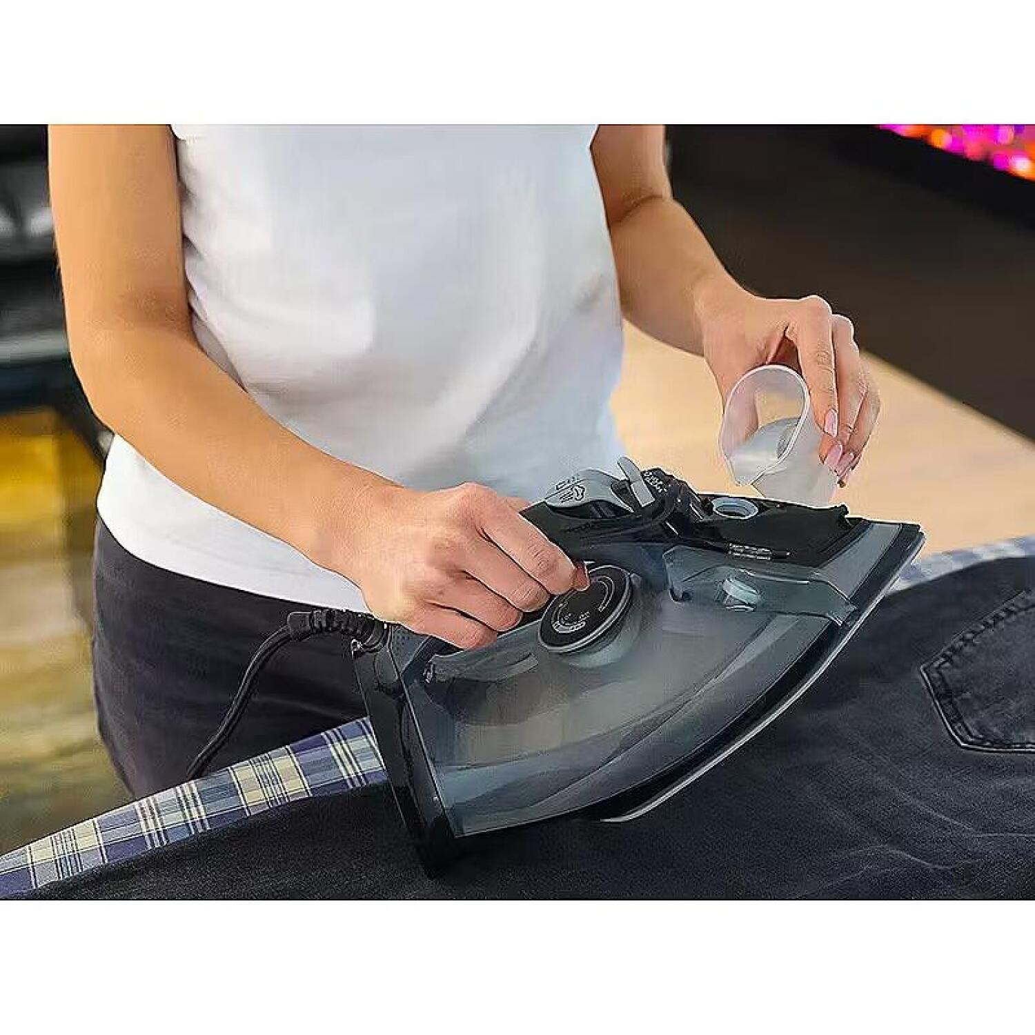 Lafe GlidePro tvaika gludeklis LAFZEL47582, 2600 W, 600 ml, 80 g/min, automātiskā izslēgšanās, pretkaļķakmens sistēma (LAFZEL47582)