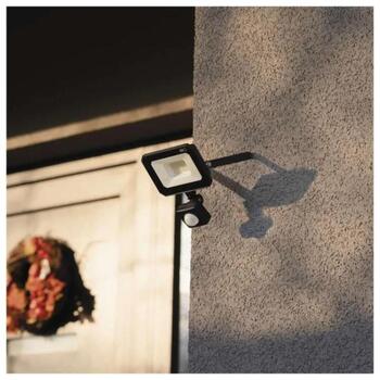 Emos LED прожектор ZS2323, 20 Вт, 2000 лм, IP44, нейтральный белый, 120°, PIR датчик, алюминий (ZS2323)
