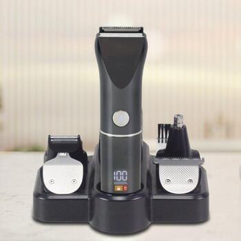 Beper Набор для стрижки P304CAP050, 11 насадок, моющиеся лезвия, точный триммер, 6 расчесок для укладки, подставка, USB-кабель (P304CAP050)