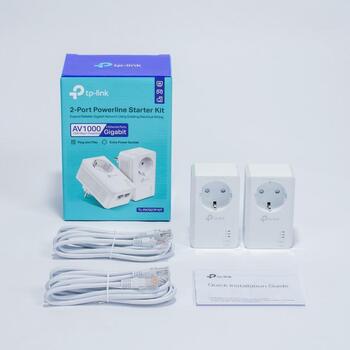 TP-LINK адаптер Powerline TL-PA7027P KIT, 1000 Мбит/с, 2 гигабитных порта, Plug and Play, 300 м рабочее расстояние (TL-PA7027PKIT)