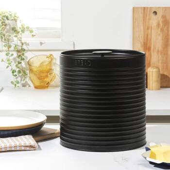 Russell Hobbs Хлебница RH03269EU7, черный, сталь, рифленый дизайн (RH03269EU7)