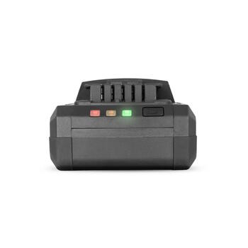 JCB JCB-18LI-4HC Professional 18V Li-Ion аккумулятор высокой емкости для питания инструментов 4.0Ач LED индикатор заряда совместим с JCB 18V инструментами (JCB-18LI-4HC)