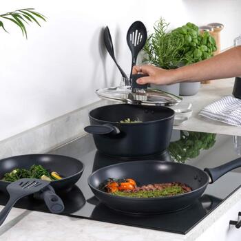 Salter Katls BW12270EU7, 24cm, 4L, alumīnijs, zils, ar vāku, trauku mazgājamā mašīnā mazgājams, saderīgs ar visām plītīm (BW12270EU7)