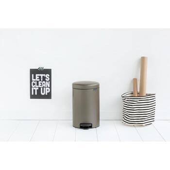 Brabantia NewIcon 113628 atkritumu tvertne ar pedāli, 12 l, klusa vāka aizvēršanās, izņemams grozs (113628)